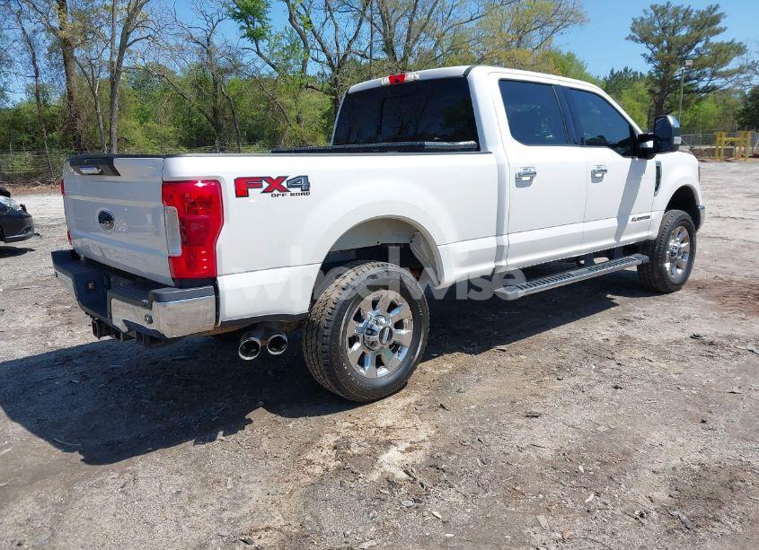 Photo 4 of 2017 Ford F-250 LARIAT (VIN 1FT7W2BT4HEB67122)