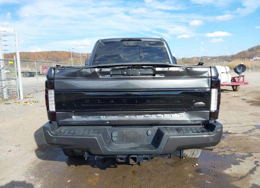 Photo 16 of 2017 Ford F-250 PLATINUM (VIN 1FT7W2BT4HEC50694)