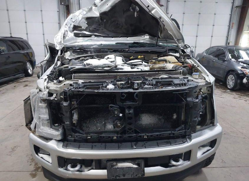 Photo 11 of 2017 Ford F-250 PLATINUM (VIN 1FT7W2BT4HEC92587)