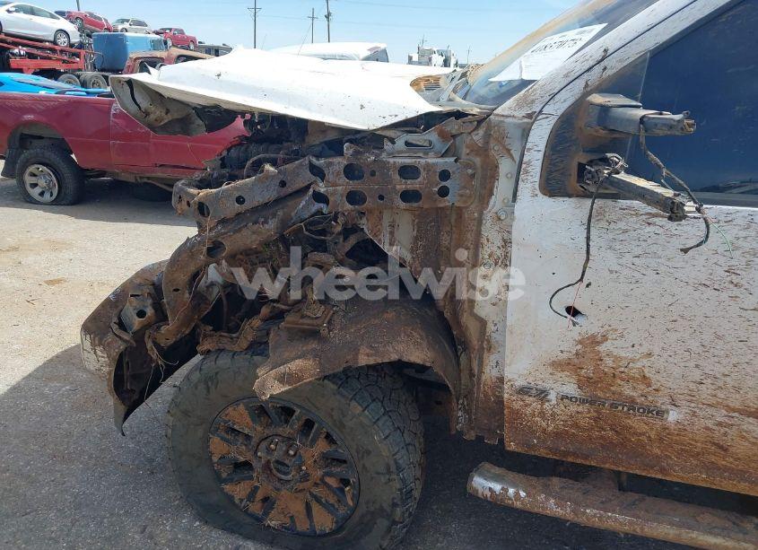 Photo 6 of 2017 Ford F-250 XL (VIN 1FT7W2BT4HEE63659)