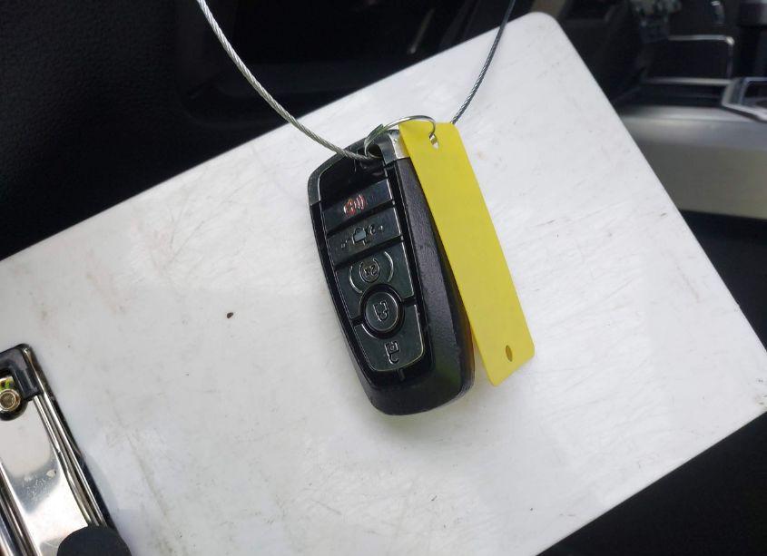 Photo 11 of 2018 Ford F-250 PLATINUM (VIN 1FT7W2BT4JEB62718)