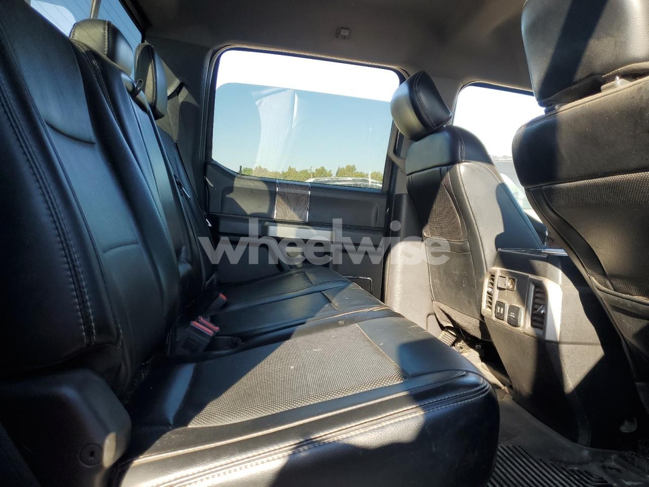 Photo 10 of 2019 FORD F250 SUPER DUTY N/A (VIN 1FT7W2BT4KED28611)