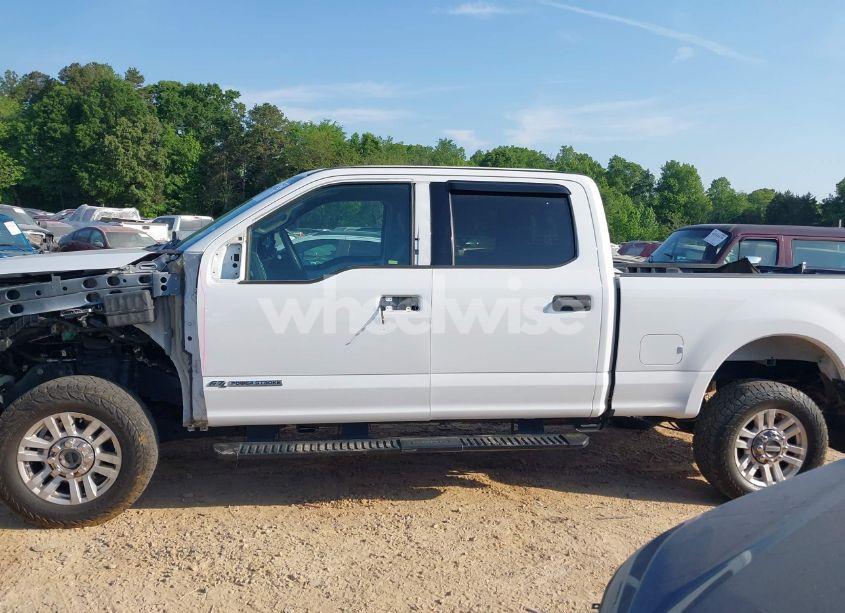 Photo 15 of 2019 Ford F-250 XLT (VIN 1FT7W2BT4KEE35979)