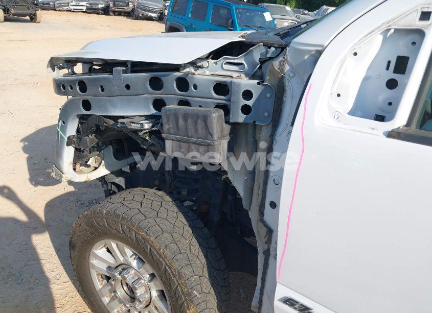 Photo 21 of 2019 Ford F-250 XLT (VIN 1FT7W2BT4KEE35979)