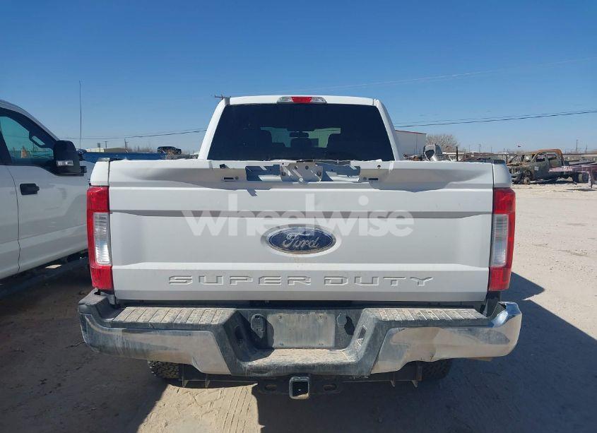 Photo 16 of 2019 Ford F-250 XL (VIN 1FT7W2BT4KEF52851)