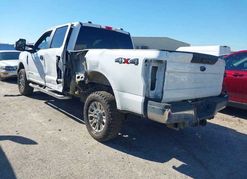 Photo 3 of 2022 Ford F-250 XL (VIN 1FT7W2BT4NEE75998)
