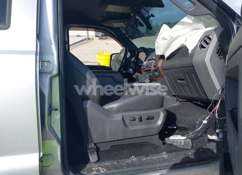 Photo 5 of 2012 Ford F-250 LARIAT (VIN 1FT7W2BT5CEB72192)