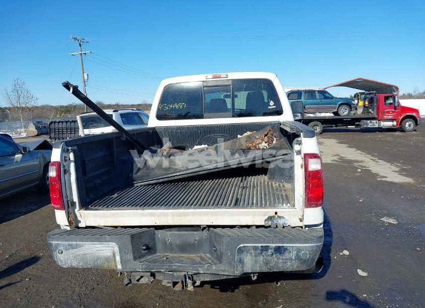 Photo 16 of 2012 Ford F-250 LARIAT (VIN 1FT7W2BT5CED02133)