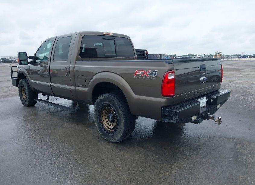 Photo 3 of 2015 Ford F-250 LARIAT (VIN 1FT7W2BT5FED52468)