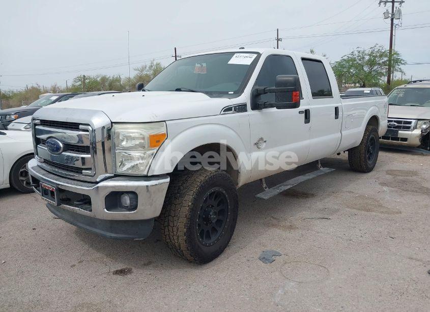 Photo 2 of 2016 Ford F-250 XLT (VIN 1FT7W2BT5GEB85918)