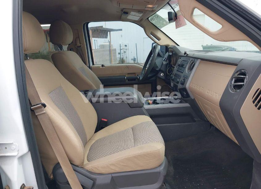 Photo 5 of 2016 Ford F-250 XLT (VIN 1FT7W2BT5GEB85918)