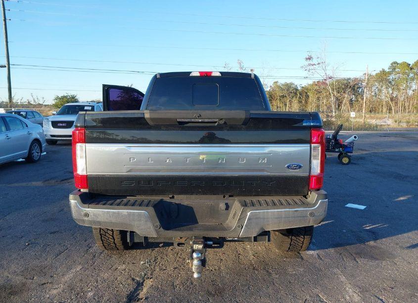 Photo 15 of 2017 Ford F-250 LARIAT (VIN 1FT7W2BT5HEB39121)
