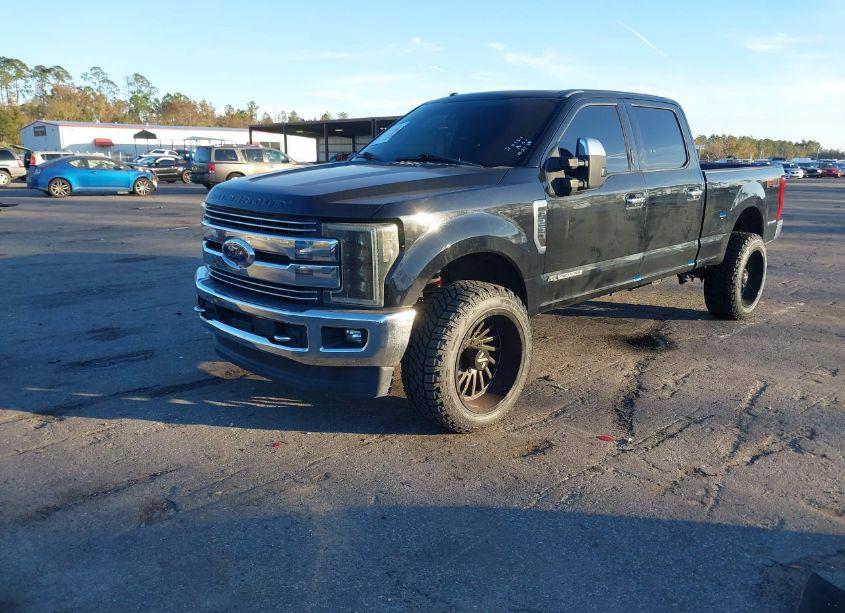 Photo 2 of 2017 Ford F-250 LARIAT (VIN 1FT7W2BT5HEB39121)