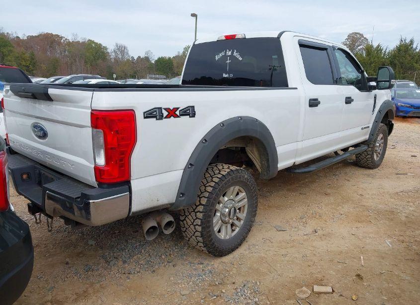Photo 4 of 2017 Ford F-250 XLT (VIN 1FT7W2BT5HEB48921)