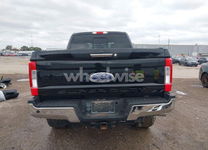 Photo 17 of 2017 Ford F-250 LARIAT (VIN 1FT7W2BT5HEE17810)