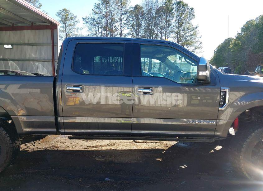 Photo 13 of 2017 Ford F-250 XLT (VIN 1FT7W2BT5HEE79353)