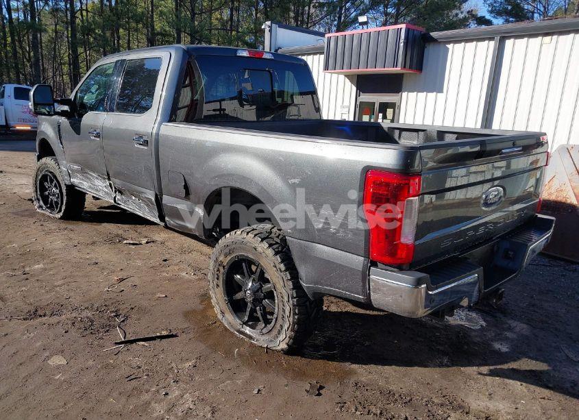 Photo 3 of 2017 Ford F-250 XLT (VIN 1FT7W2BT5HEE79353)