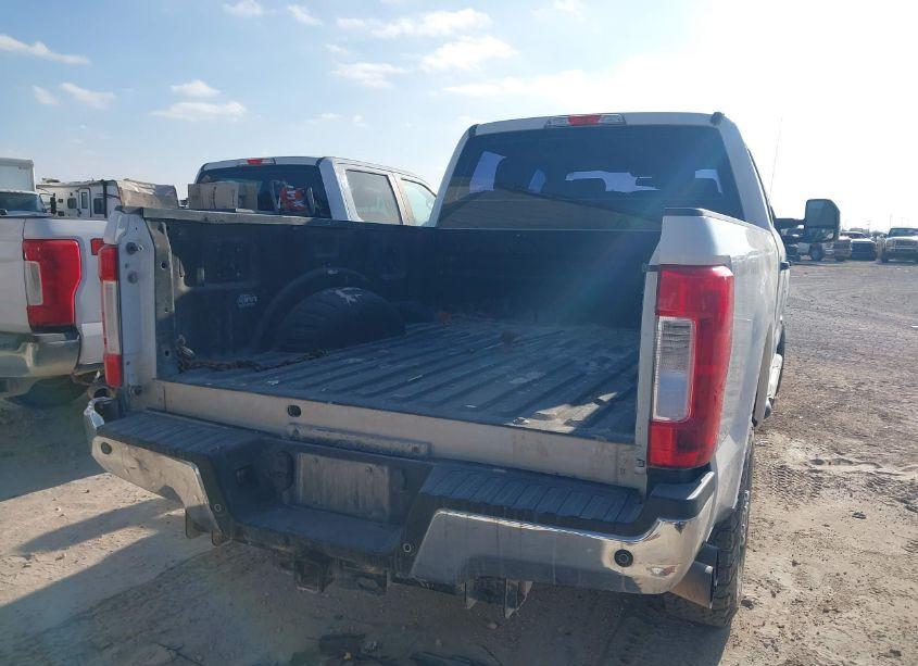 Photo 5 of 2017 Ford F-250 XL (VIN 1FT7W2BT5HEF21844)