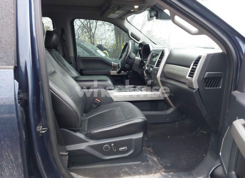 Photo 5 of 2018 Ford F-250 LARIAT (VIN 1FT7W2BT5JEB05993)
