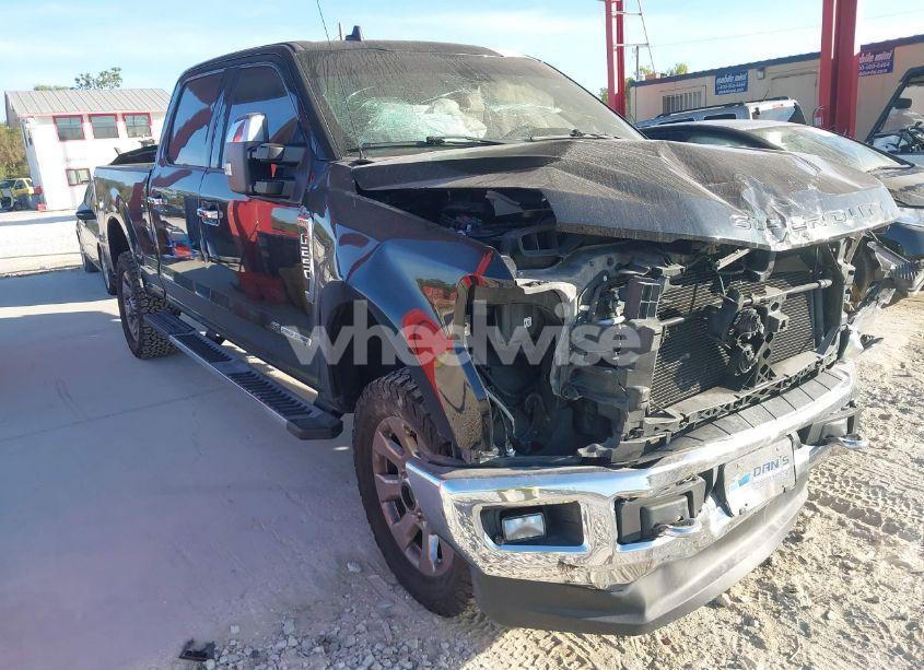 2019 Ford F-250 LARIAT (VIN 1FT7W2BT5KEC74428) main photo