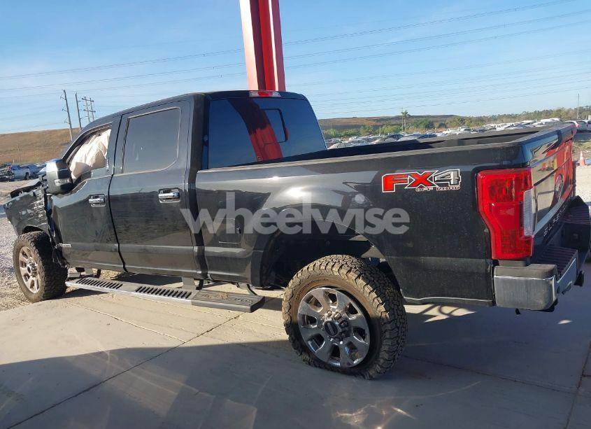 Photo 14 of 2019 Ford F-250 LARIAT (VIN 1FT7W2BT5KEC74428)