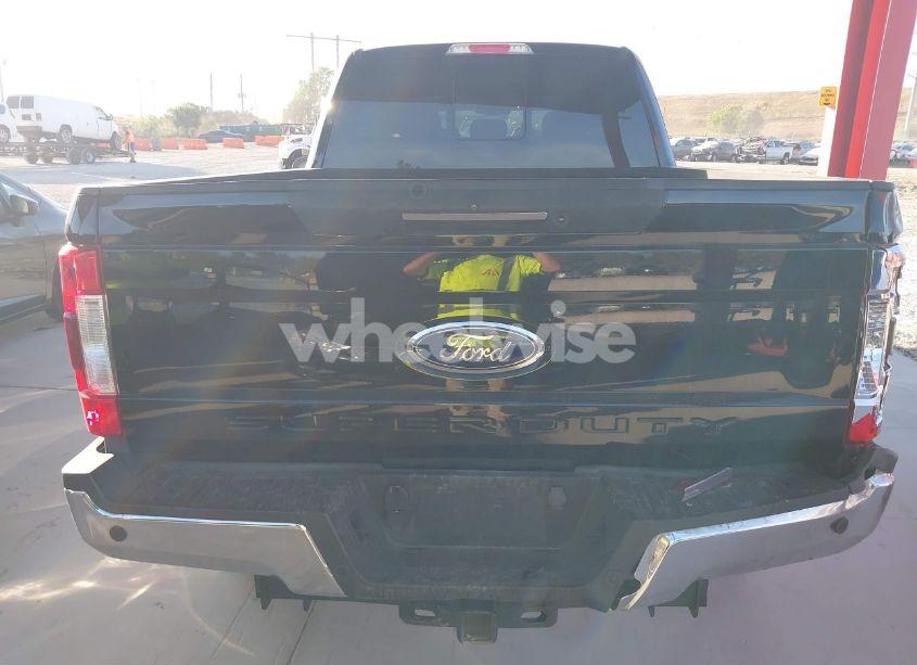 Photo 16 of 2019 Ford F-250 LARIAT (VIN 1FT7W2BT5KEC74428)
