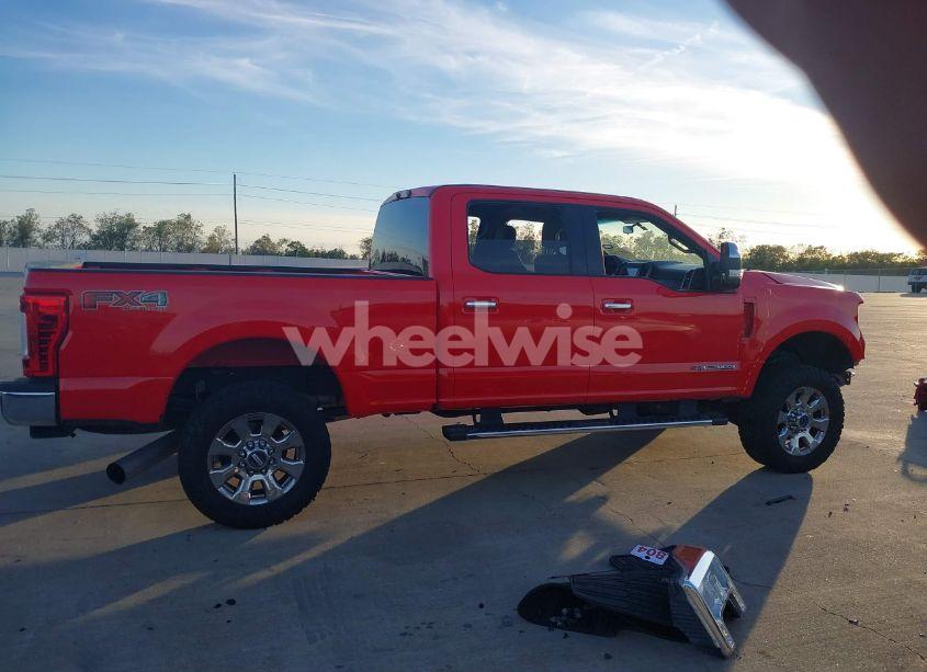 Photo 14 of 2019 Ford F-250 XLT (VIN 1FT7W2BT5KEE02554)