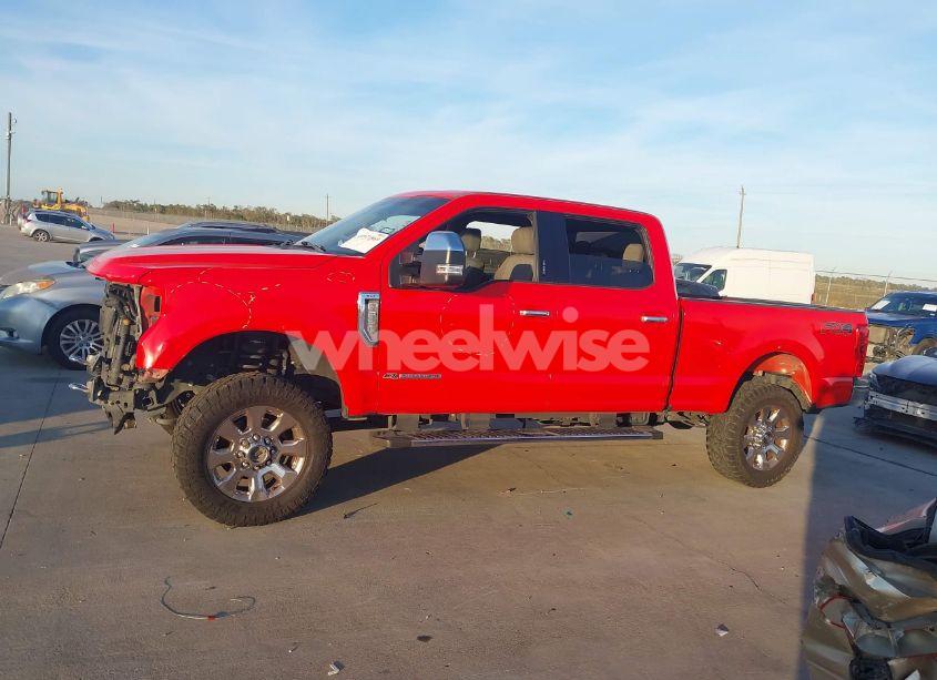 Photo 15 of 2019 Ford F-250 XLT (VIN 1FT7W2BT5KEE02554)