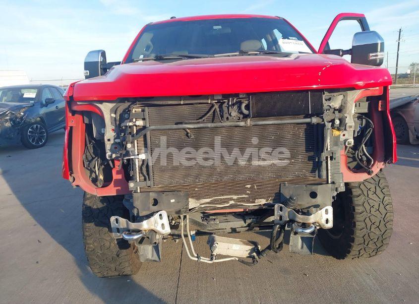 Photo 6 of 2019 Ford F-250 XLT (VIN 1FT7W2BT5KEE02554)