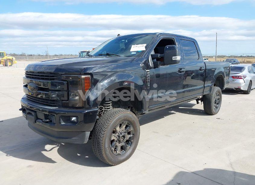 Photo 2 of 2019 Ford F-250 KING RANCH (VIN 1FT7W2BT5KEE18270)