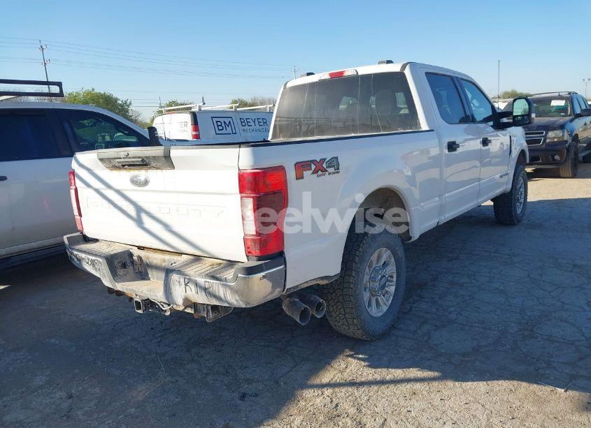 Photo 4 of 2022 Ford F-250 XLT (VIN 1FT7W2BT5NEF15523)