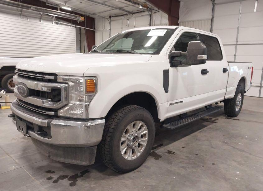 Photo 2 of 2022 Ford F-250 XLT (VIN 1FT7W2BT5NEF59960)