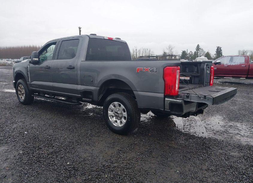 Photo 3 of 2024 Ford F-250 XLT (VIN 1FT7W2BT5RED24013)