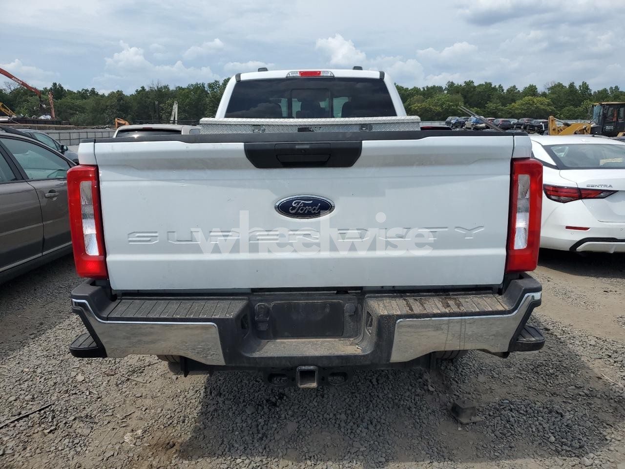 Photo 6 of 2024 FORD F250 SUPER DUTY (VIN 1FT7W2BT5SEC95618)