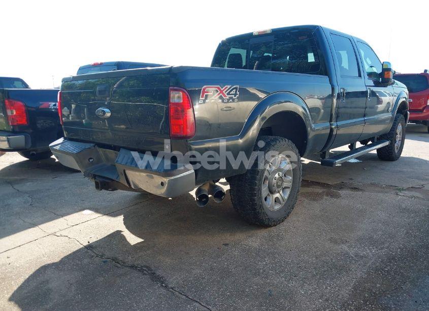 Photo 4 of 2015 Ford F-250 LARIAT (VIN 1FT7W2BT6FEB68835)