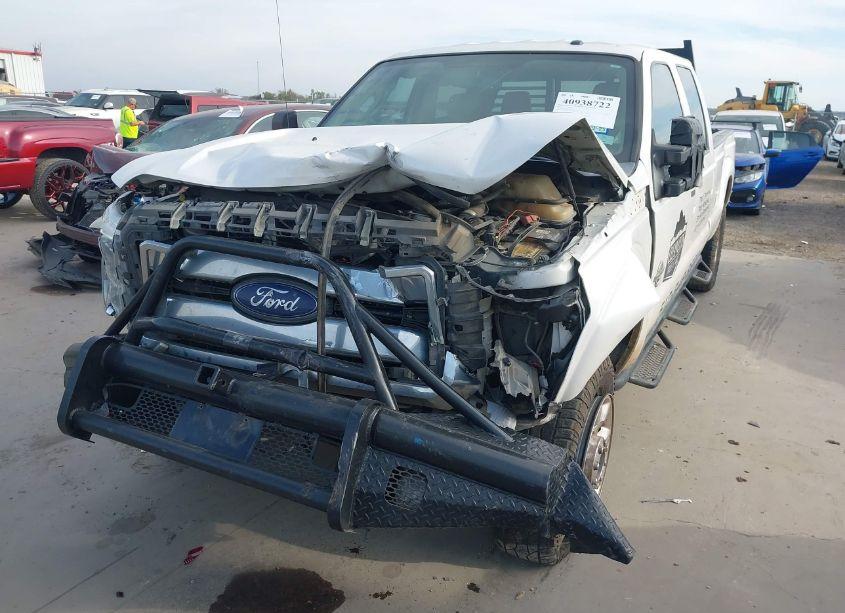 Photo 6 of 2016 Ford F-250 LARIAT (VIN 1FT7W2BT6GEB84695)