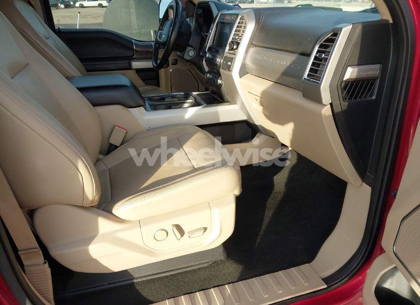 Photo 5 of 2017 Ford F-250 LARIAT (VIN 1FT7W2BT6HEB84438)