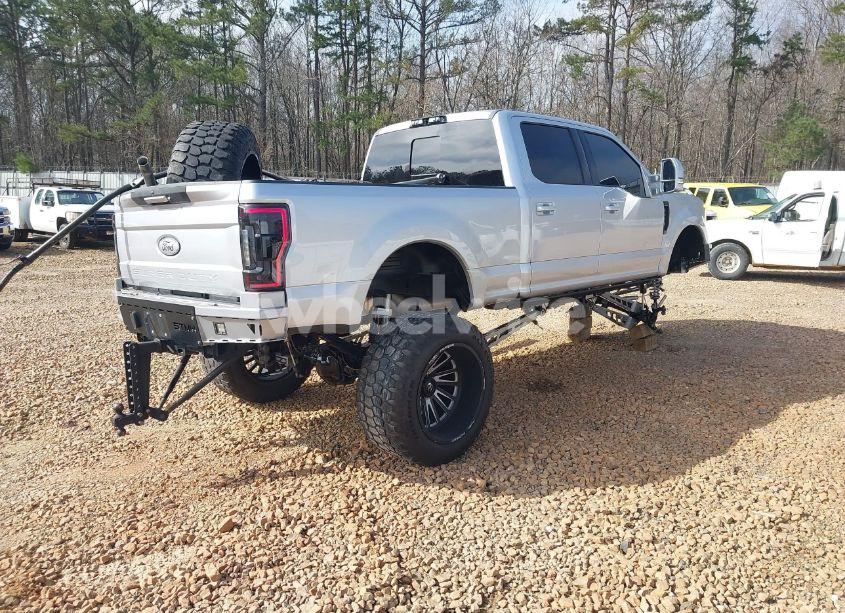 Photo 4 of 2017 Ford F-250 LARIAT (VIN 1FT7W2BT6HEC41074)