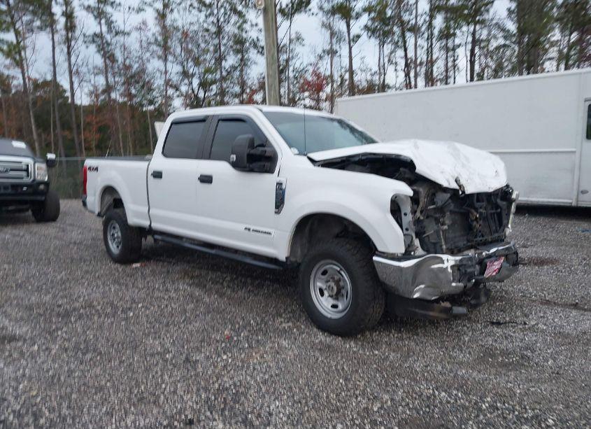 2017 Ford F-250 XL (VIN 1FT7W2BT6HEF43514) main photo