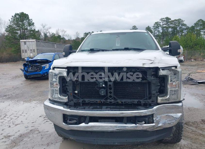 Photo 12 of 2018 Ford F-250 XLT (VIN 1FT7W2BT6JEC62061)
