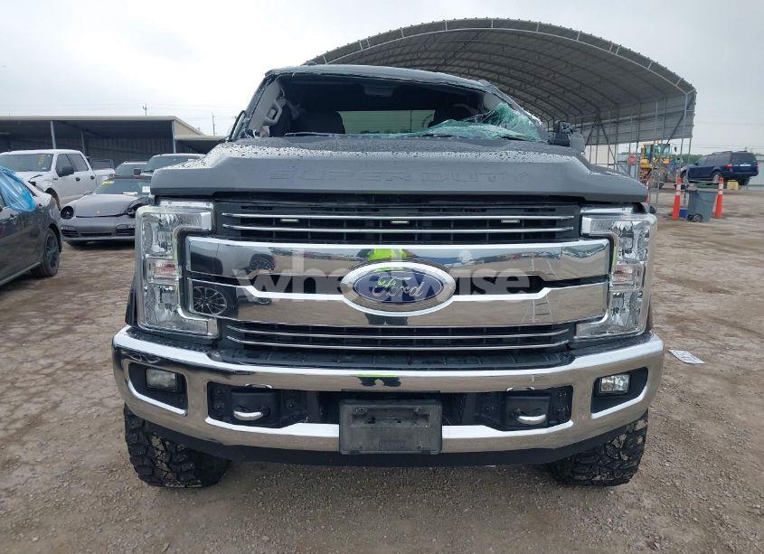 Photo 12 of 2019 Ford F-250 XLT (VIN 1FT7W2BT6KEF11749)