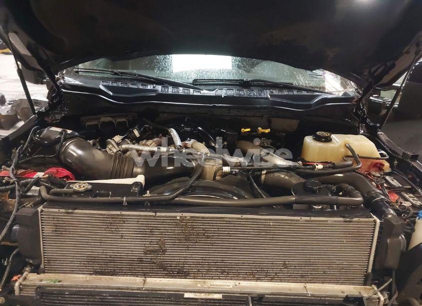 Photo 10 of 2019 Ford F-250 LARIAT (VIN 1FT7W2BT6KEF45755)