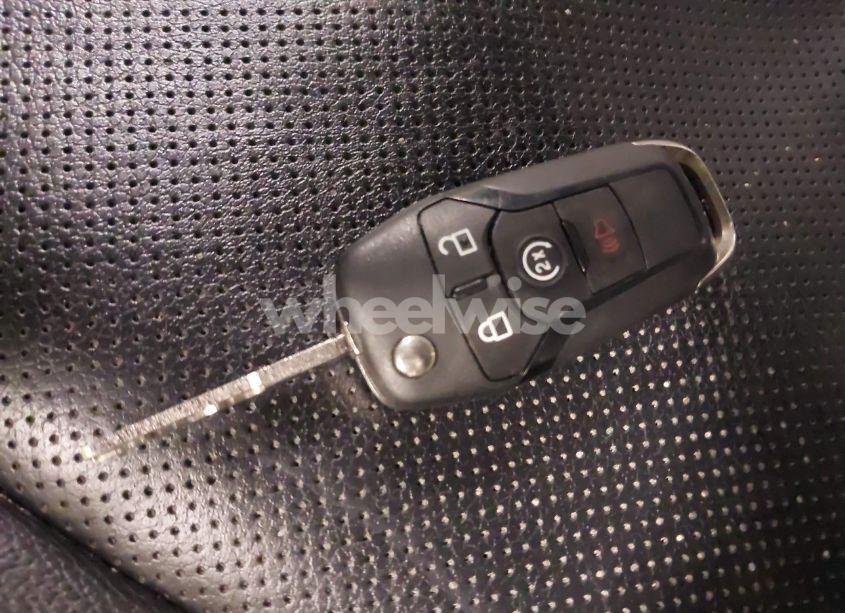 Photo 11 of 2019 Ford F-250 LARIAT (VIN 1FT7W2BT6KEF45755)