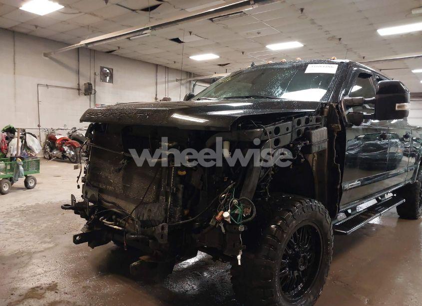 Photo 6 of 2019 Ford F-250 LARIAT (VIN 1FT7W2BT6KEF45755)