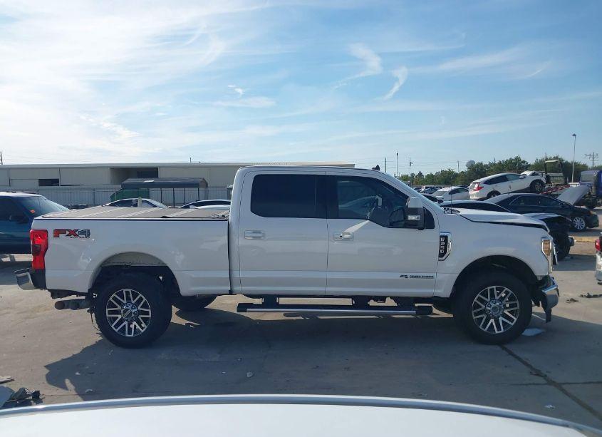 Photo 13 of 2019 Ford F-250 LARIAT (VIN 1FT7W2BT6KEG39859)