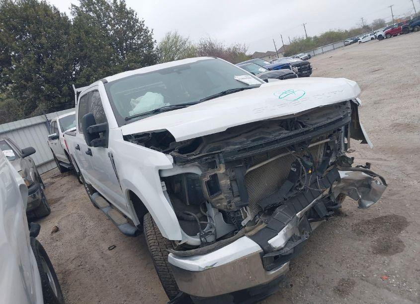 2022 Ford F-250 XL (VIN 1FT7W2BT6NEF63435) main photo