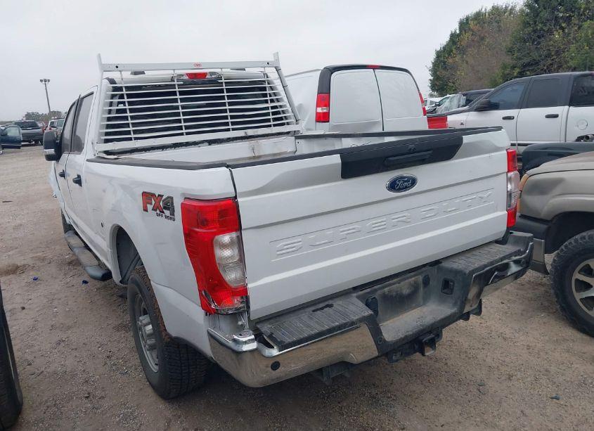 Photo 3 of 2022 Ford F-250 XL (VIN 1FT7W2BT6NEF63435)