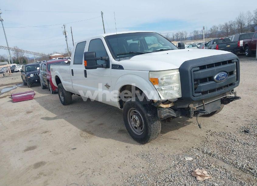 2015 Ford F-250 XL (VIN 1FT7W2BT7FEB82680) main photo