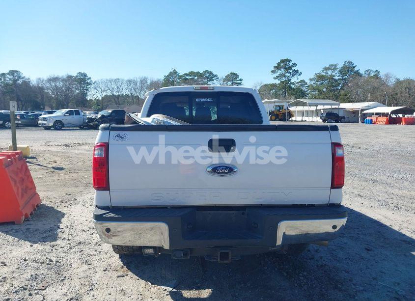 Photo 17 of 2016 Ford F-250 LARIAT (VIN 1FT7W2BT7GEC28431)