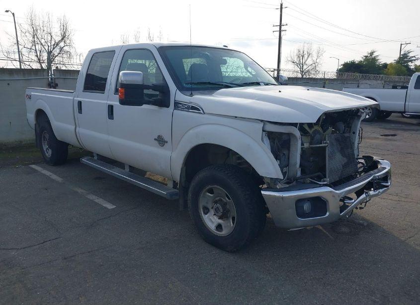 2016 Ford F-250 XLT (VIN 1FT7W2BT7GEC70906) main photo